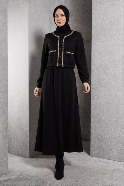 Alvina 45186 Costum cu fustă cu nasturi model