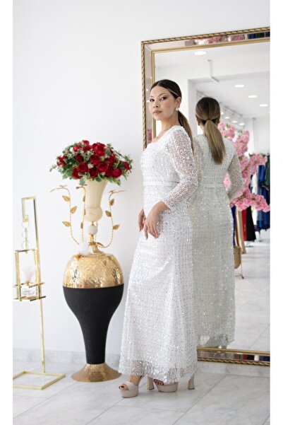 CAREZZA Isolde - Square Neck Sequin Embroidered Evening Dress - White