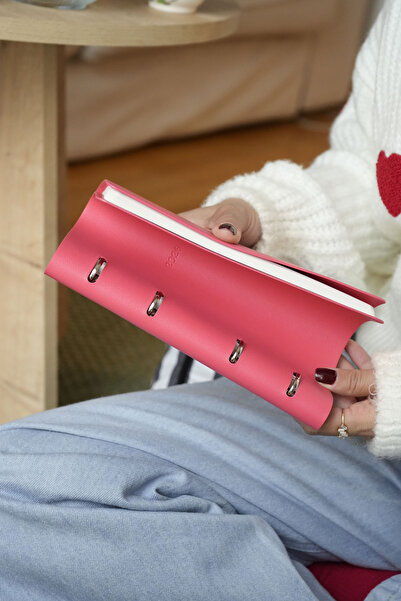 Victoria's Journals RinGo 2026 Haftalık Ajanda A5 (14x21cm) Esnek Kapak Ivory 80gr. İçi Değişebilir