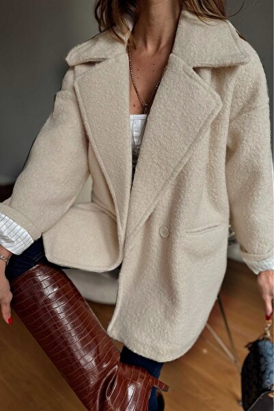 Kir Oversize Tek Düğmeli Peluş Desenli Kısa Taş Rengi Kaban