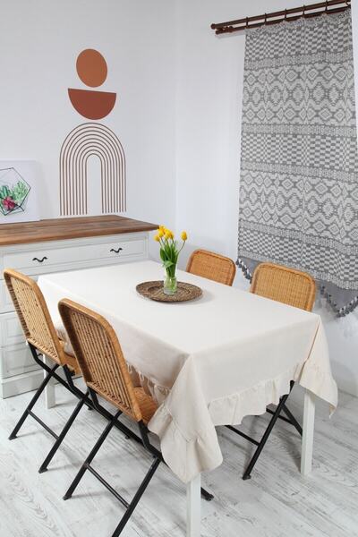 cotton maison Natural Ruffle Tablecloth Vintage 140x200 Cm