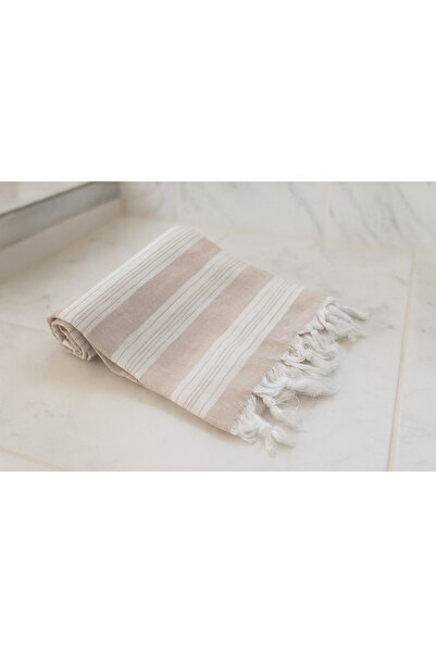 EMİLLİE مئزر القصر