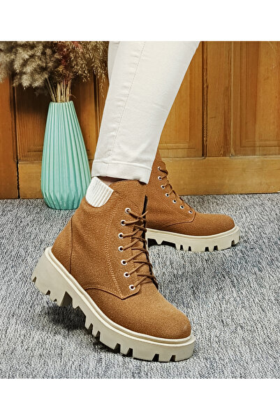 EVEREST SHOES Γυναικείες μπότες με αντιολισθητική σόλα από πολυελαίους με κορδόνια μουστάρδας