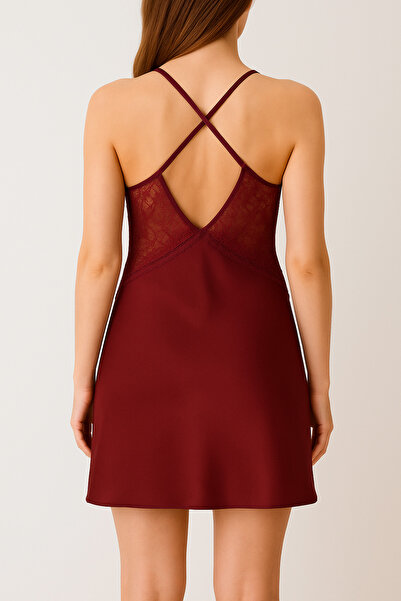 cherry queen Set de cămașă de noapte și halat de zi din satin burgundy cu detalii din dantelă – Cutie specială