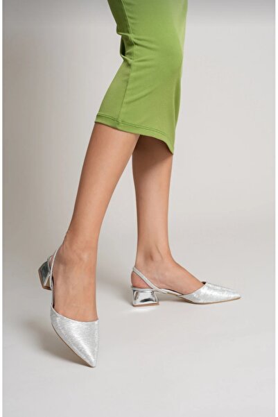 oliviashoes Women's Silver Silvery Strapped New Season Short Heel Shoes