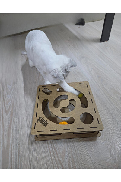 lupi İsimli Ahşap Kedi Oyuncağı