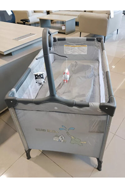 DEC34 A children's bed with a sophisticated and distinctive design