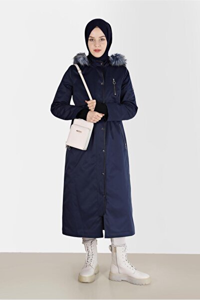 Alvina ПАРКА З КАПЮШОНОМ І ХУТРОМ 90200