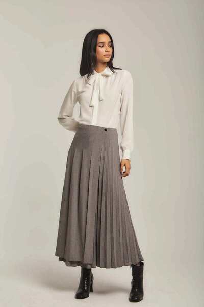 DALYDRESS بلوزة صلبة برباط أمامي