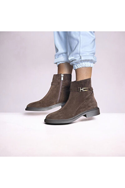 NE&VE SHOES Γυναικείες μπότες με φερμουάρ με αξεσουάρ από γνήσιο δέρμα καφέ σουέντ με αντίκες πόρπες