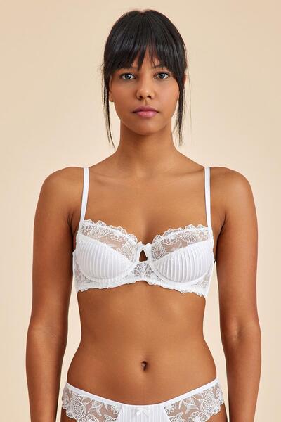 Amarelle Paris Ekru Balenli Dantelli Dolgusuz Balkonet Sütyen