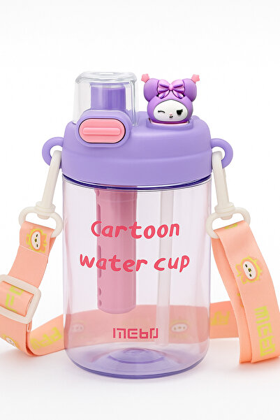 M&B WATER BOTTLE Sevimli Figürlü ve Boyun Askılı Çocuk Matarası - 750 ml Pipe...