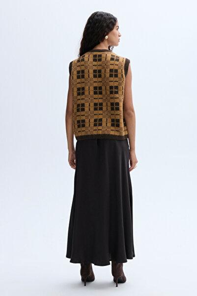 Mudo Patterned Circular Neck Vest