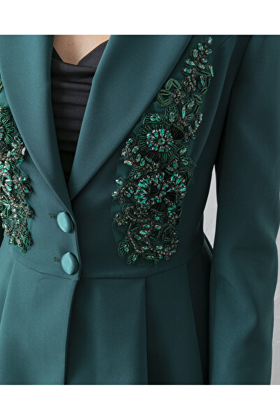 VUNTAL Hand Embroidered Volanli Blazer and Skirt Two-Piece Set