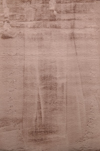 Al Kaffary Carpet سجادة كاندي، ناعمة ورقيقة بتصميم كلاسيكي أساسي، مثالية لغرف النوم وغرف المعيشة، لون وردي