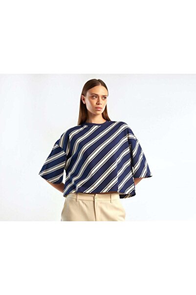 United Colors of Benetton Women's Short Oversized Striped Blouse
