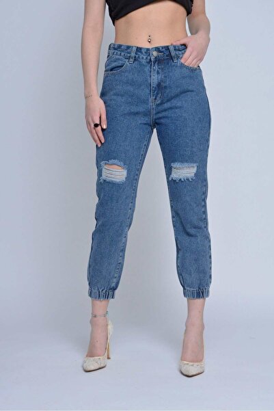 mica Distressed Front-Cut Jeans