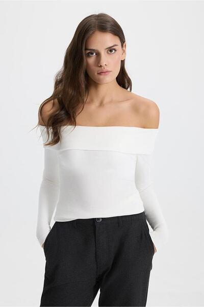 VENA Julia Omuzları Açık Detaylı Tişört-Fildişi