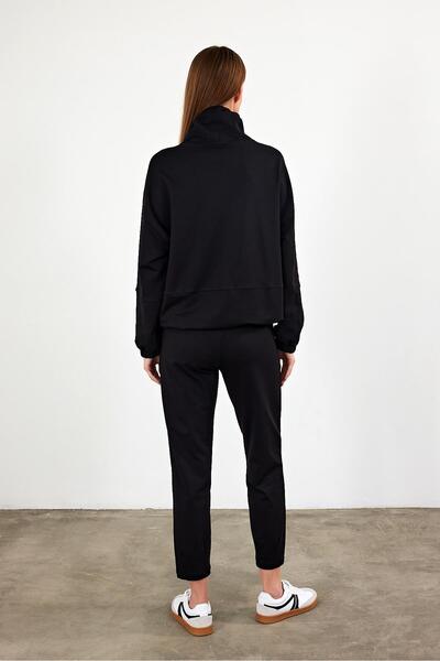 VENA Norah Yakası Detaylı Regular Fit Sweatshirt-Siyah