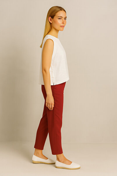 VENA Thick Cotton T-Shirt with Side Button Detail-Ivory