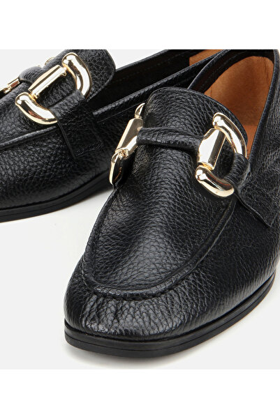 Hotiç Kadın Deri Siyah Tokalı Klasik Loafer