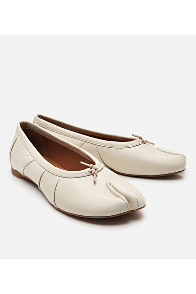 Hotiç Balerini din piele de damă bej