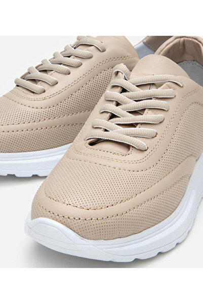 Hotiç Kadın Deri Bej Kalın Tabanlı Spor Ayakkabı