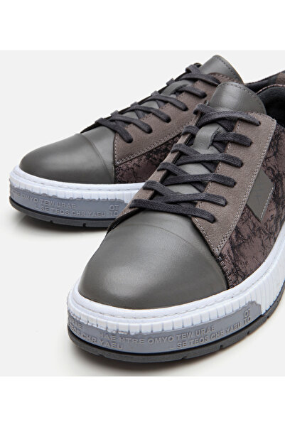Hotiç Erkek Deri Gri Baskılı Spor Ayakkabı