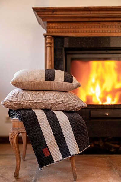 Barine Вовняний плед для дивана Wool Cocoon Чорний / Екрю 150x180