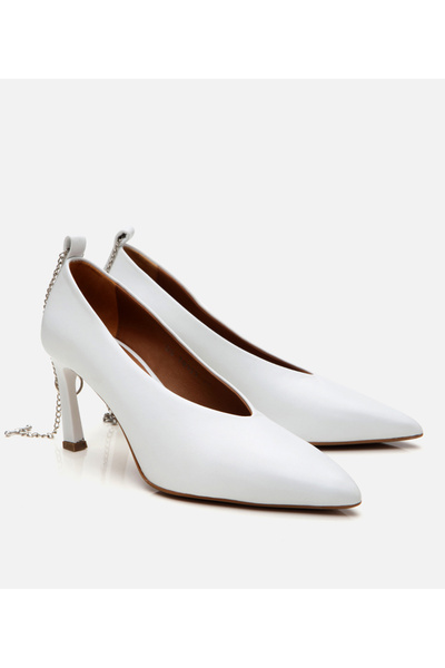 Hotiç Women's Leather Ecru Chain Detailed Stiletto