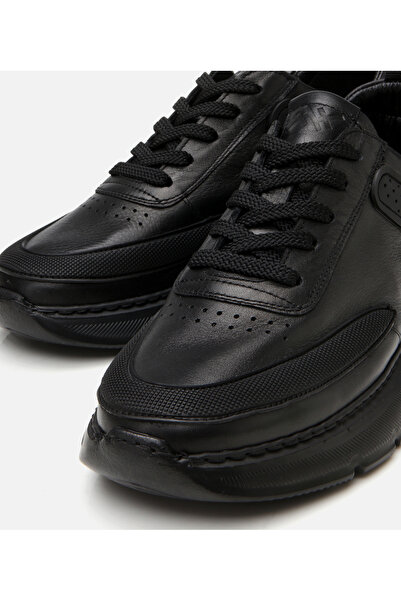 Hotiç حذاء رياضي رجالي من الجلد باللون الأسود ونعل خفيف للغاية