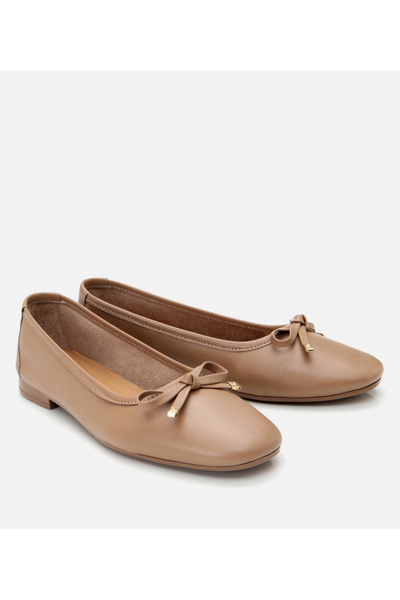 Hotiç Balerini din piele de damă bej