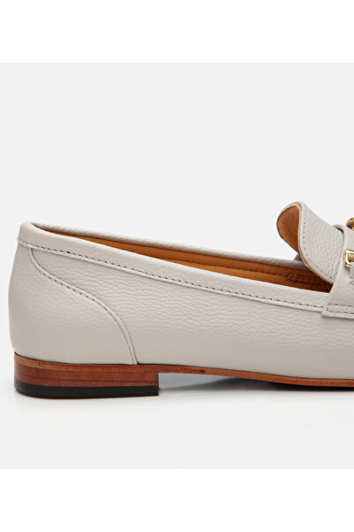 Hotiç Жіночі шкіряні класичні лофери з екранною пряжкою