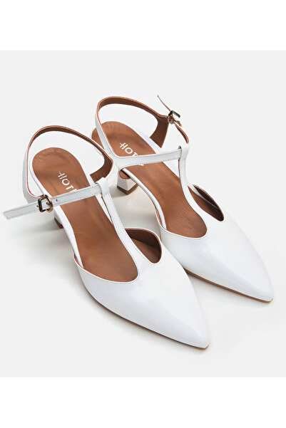 Hotiç Жіночі шкіряні білі туфлі на тонких підборах