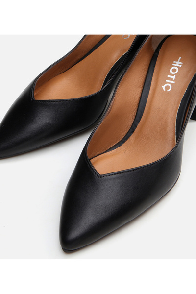 Hotiç Естествена кожа черен дамски дебел ток