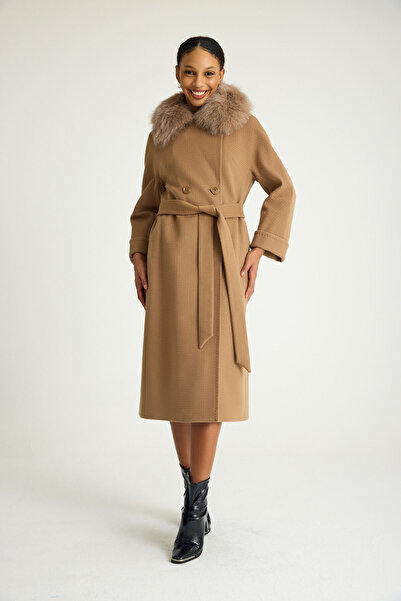 KENT Kürk Yakalı Slim Fit Uzun Camel Kaban Kendinden Desenli Dokuma Kumaş