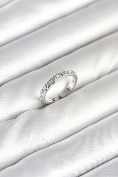 callerrons accessories خاتم نسائي من حجر الزركون باللون الفضي النحاسي - EBJ251010W38154