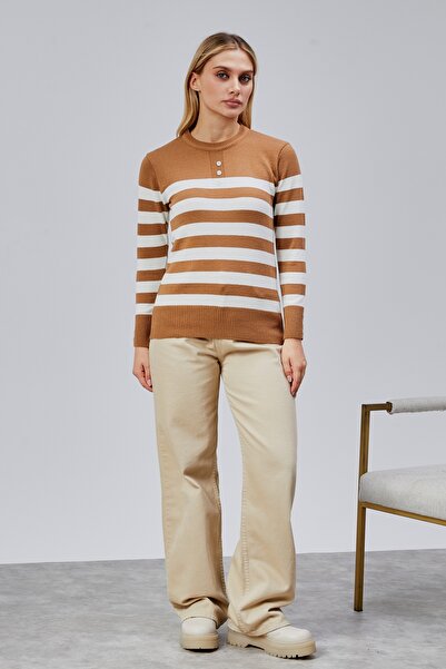 Jinx Wear Fashion Striped Wool Women's Trendy Knitwear Sweater with Collar and Cuff Button Detail