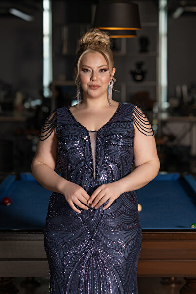 Abiyefon İndigo Kısa Kol V Yaka Uzun Pul Payet Büyük Beden Abiye ABU4952