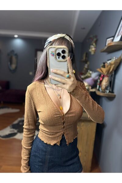 LUJJE Vintage Mustard Button Detailed Blouse
