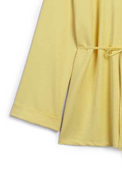 praye Side Slit Sweatshirt Yellow