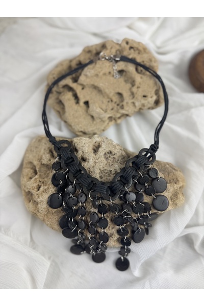 SEDEF TAKI Siyah kemik halkalı bohem kolye