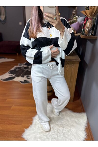 LUJJE Ribbed Cotton Fabric Soft Sweatpants (Not Oversized)