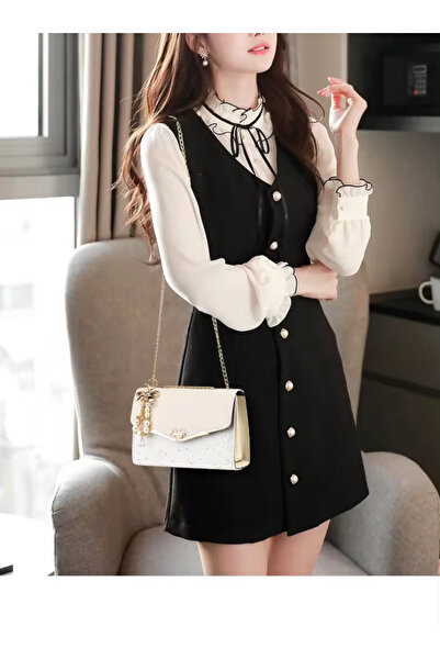 Generic Stylish Women’s Crossbody Bag – Elegant Purse with Pearl Pendant & Gold Chain