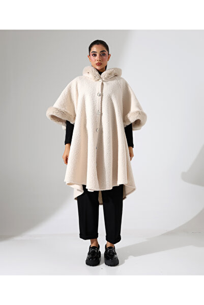 Fi'l Arz Fashion Fur Detail Hooded Plus Size Poncho