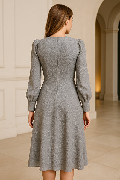 sweetyar Hakim Yaka Taşlı Boncuk İşlemeli Elbise – Kemerli, Dantel Dokulu, Midi Boy