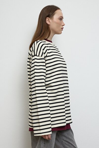 QANU Ριγέ κοντό φούτερ μαύρο