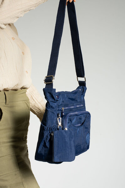 MEGA ÇANTA Geantă de damă Klinkır Fabric cu mai multe compartimente și volum ...