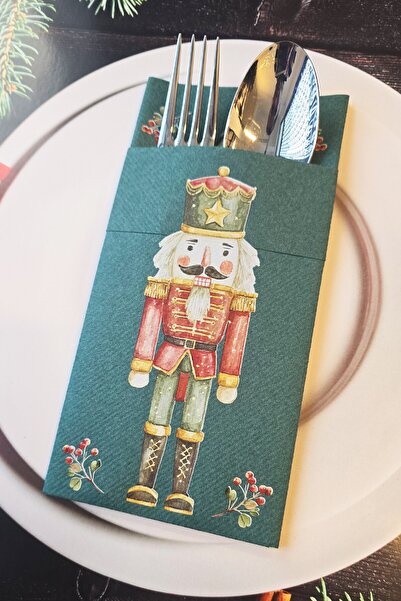 PEKSHOP Kumaş Dokulu Yeşil Yılbaşı Kurşun Asker Tasarım Baskılı Cepli Yılbaşı Peçetesi 6lı Paket