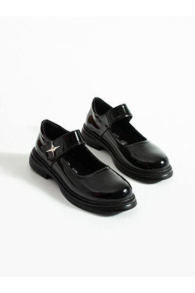 ALEMDAR AYAKKABI CLASH Черни дамски мокасини с катарама от лакирана кожа